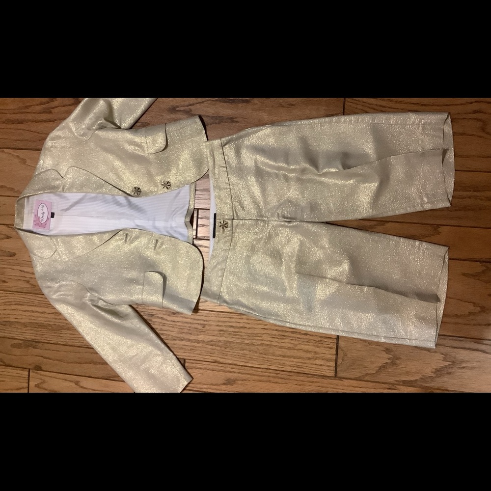 Wendy Hill 2pc short pant set